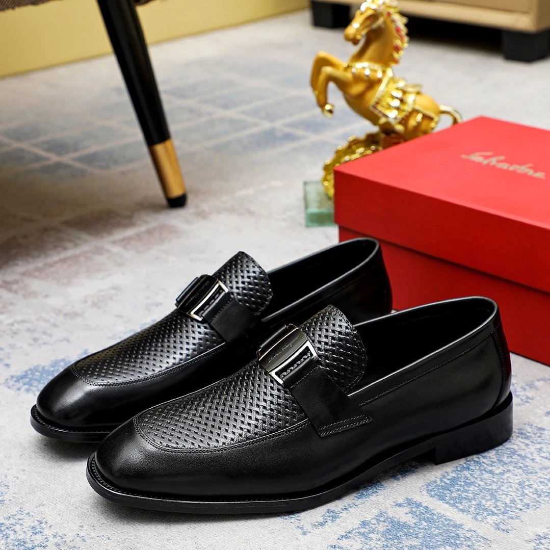 Salvatore Ferragamo Leather Shoes Men's loafers with metal Gancini-style hardware — 15