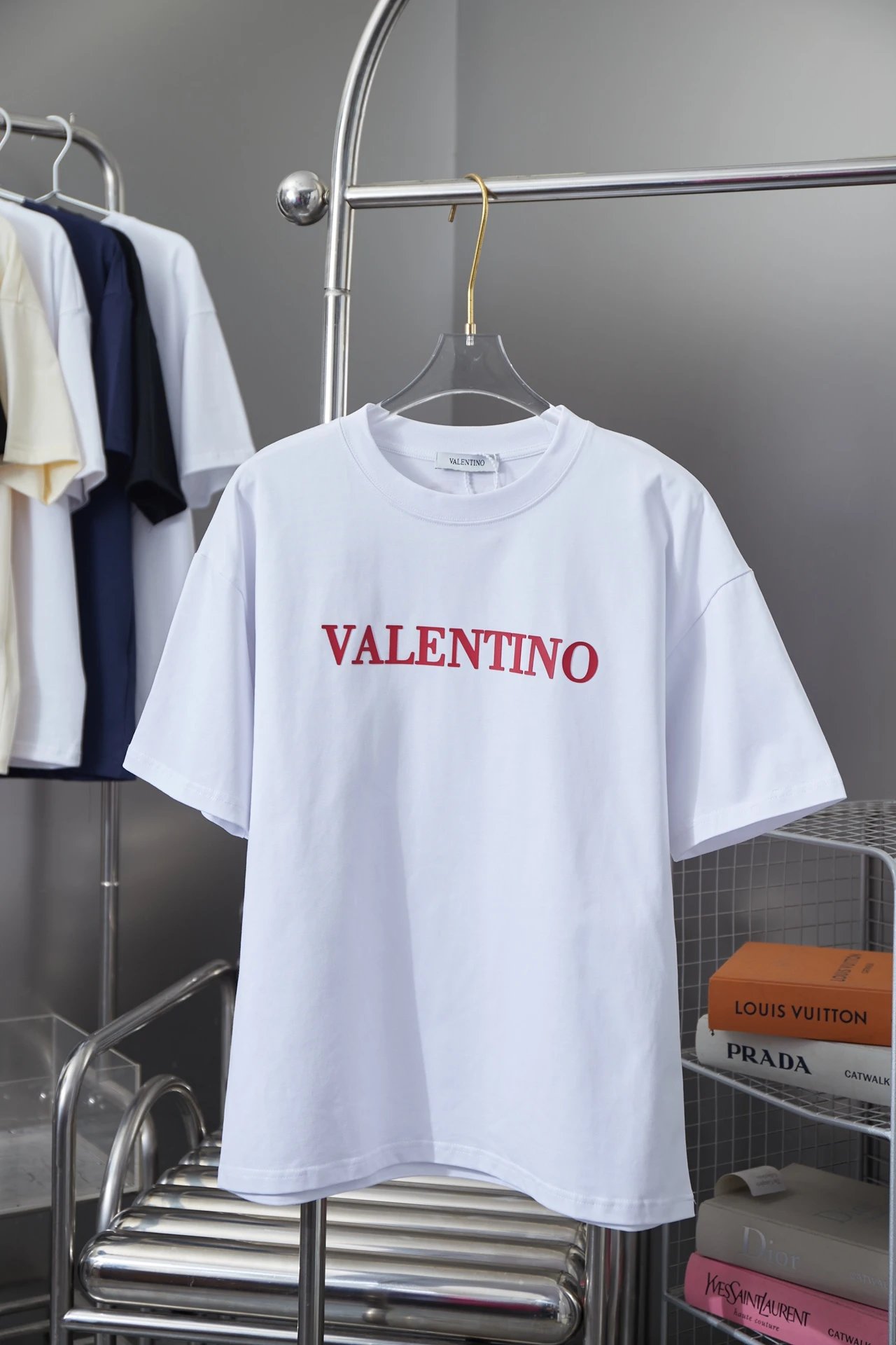 Valentino T-Shirts VLogo graphic — 36