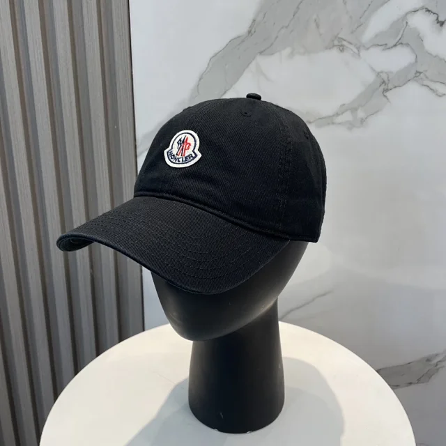 Moncler Hats Logo-patch baseball cap with contrast curved brim product detail image 10