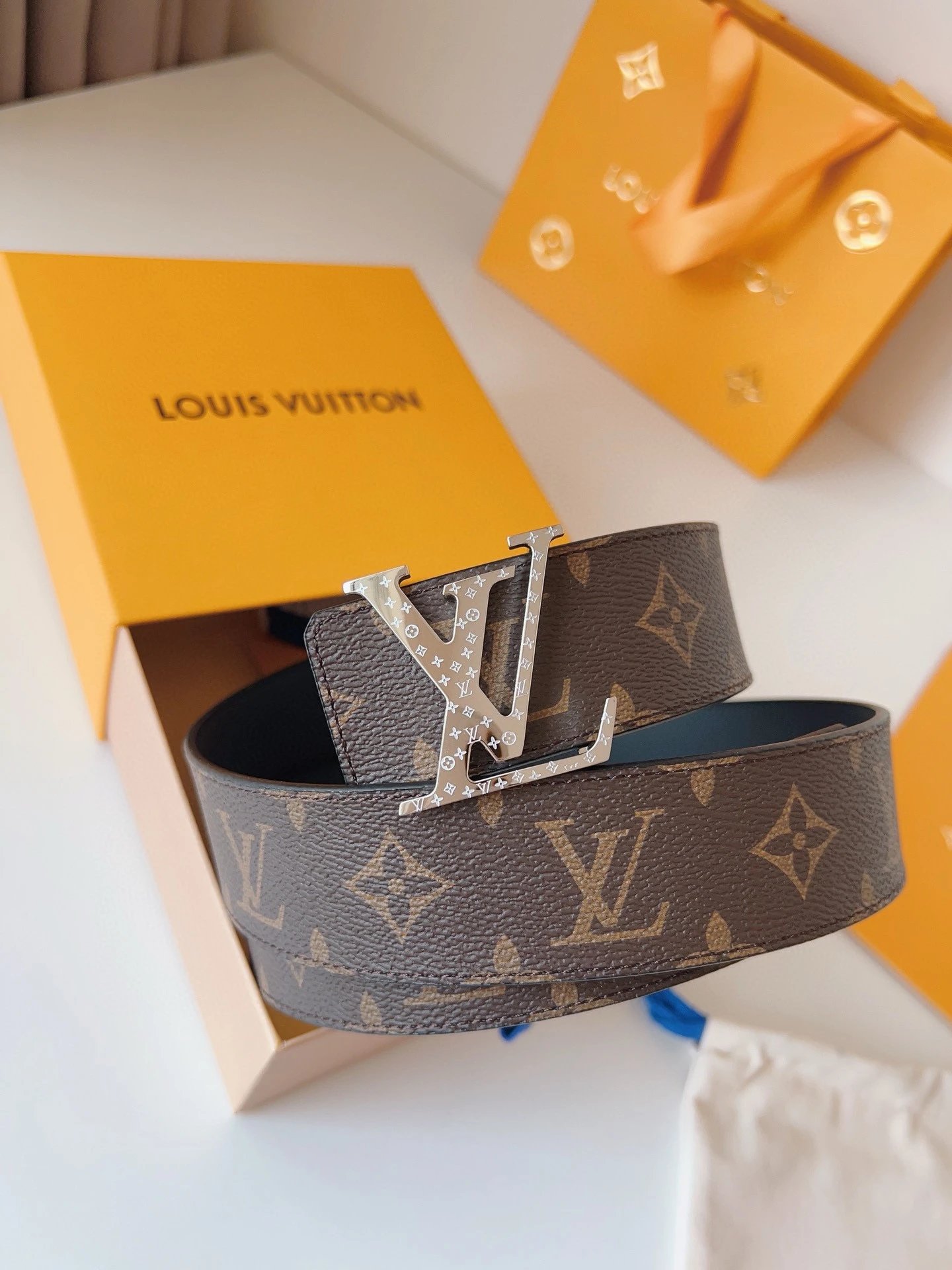 Louis Vuitton Belts LV buckle monogram belt — 19