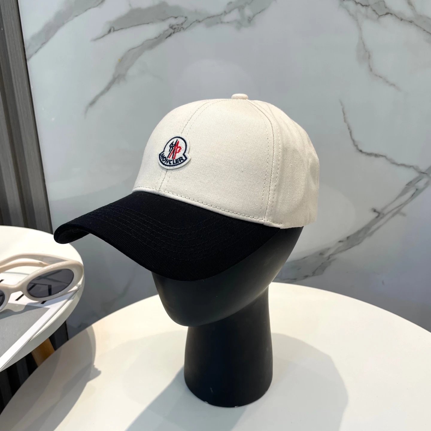 Moncler Hats Logo-patch baseball cap with contrast curved brim image 5