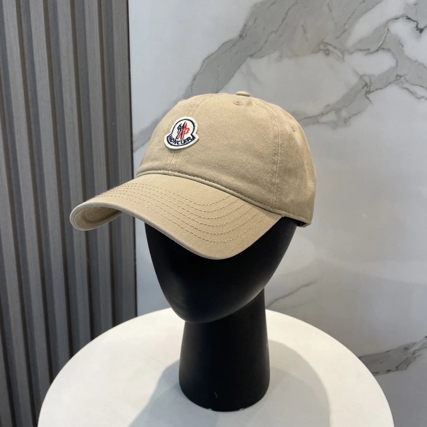 Moncler Hats Logo-patch baseball cap with contrast curved brim image 10
