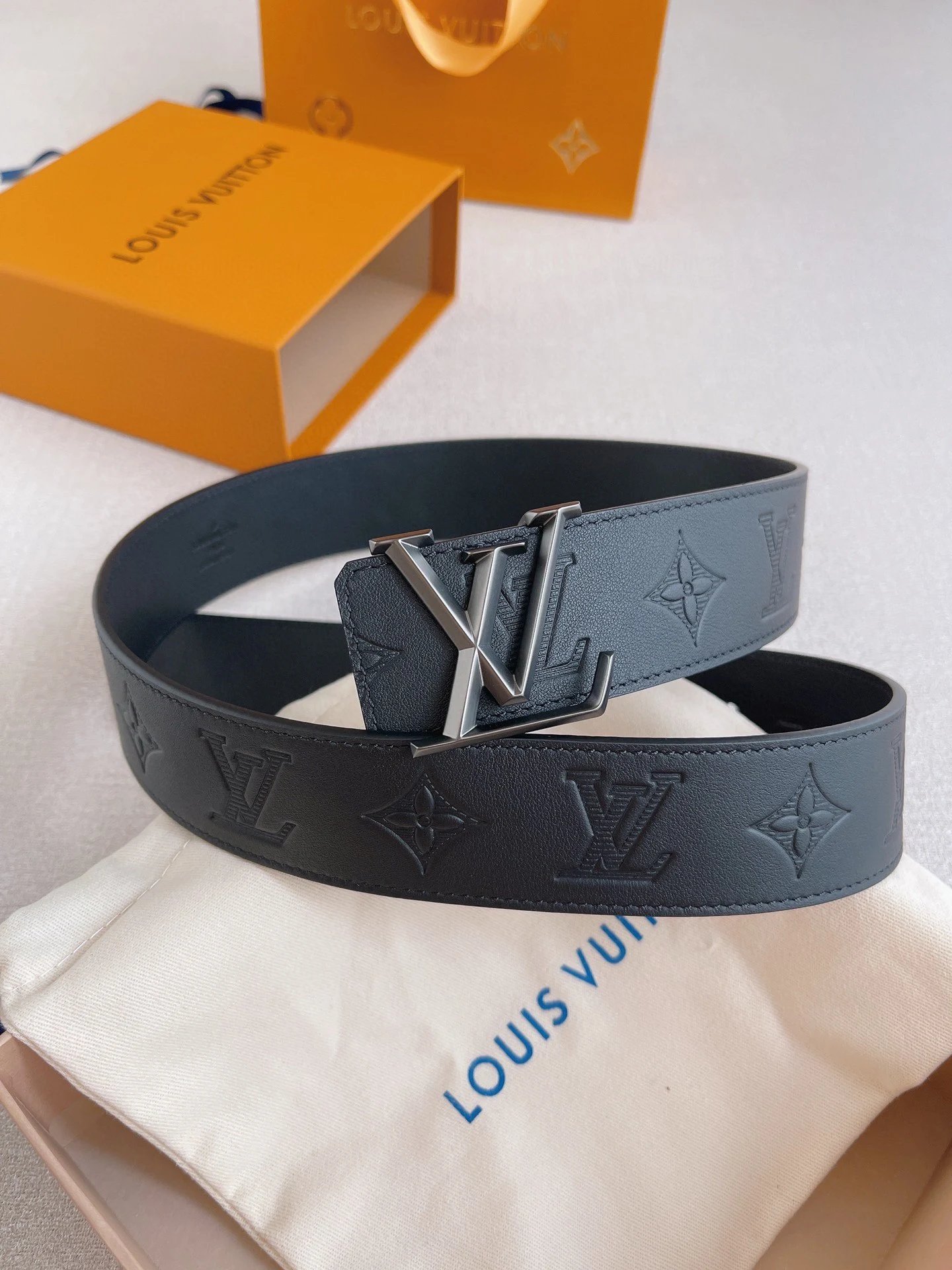 Louis Vuitton Belts LV buckle monogram belt — 09