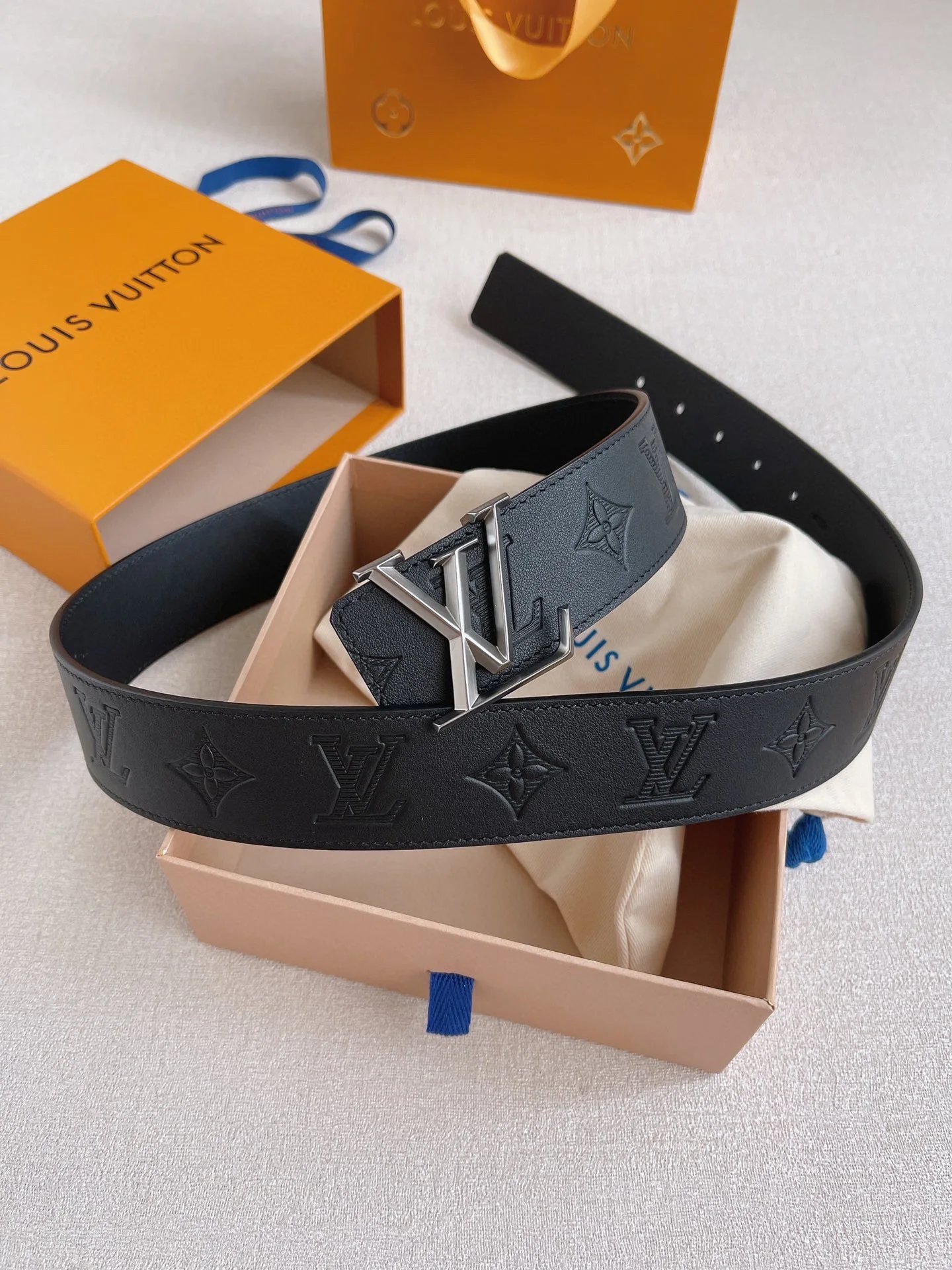 Louis Vuitton Belts LV buckle monogram belt — 07