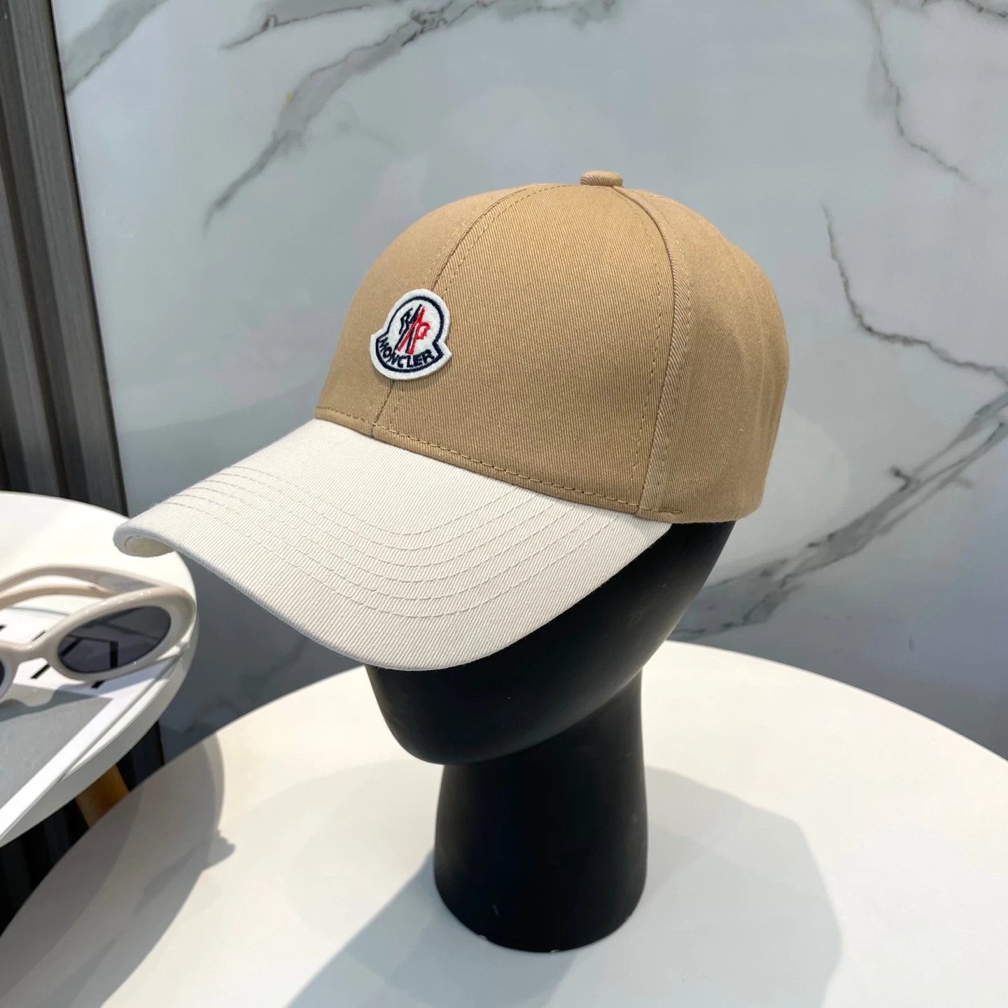 Moncler Hats Logo-patch baseball cap with contrast curved brim image 3