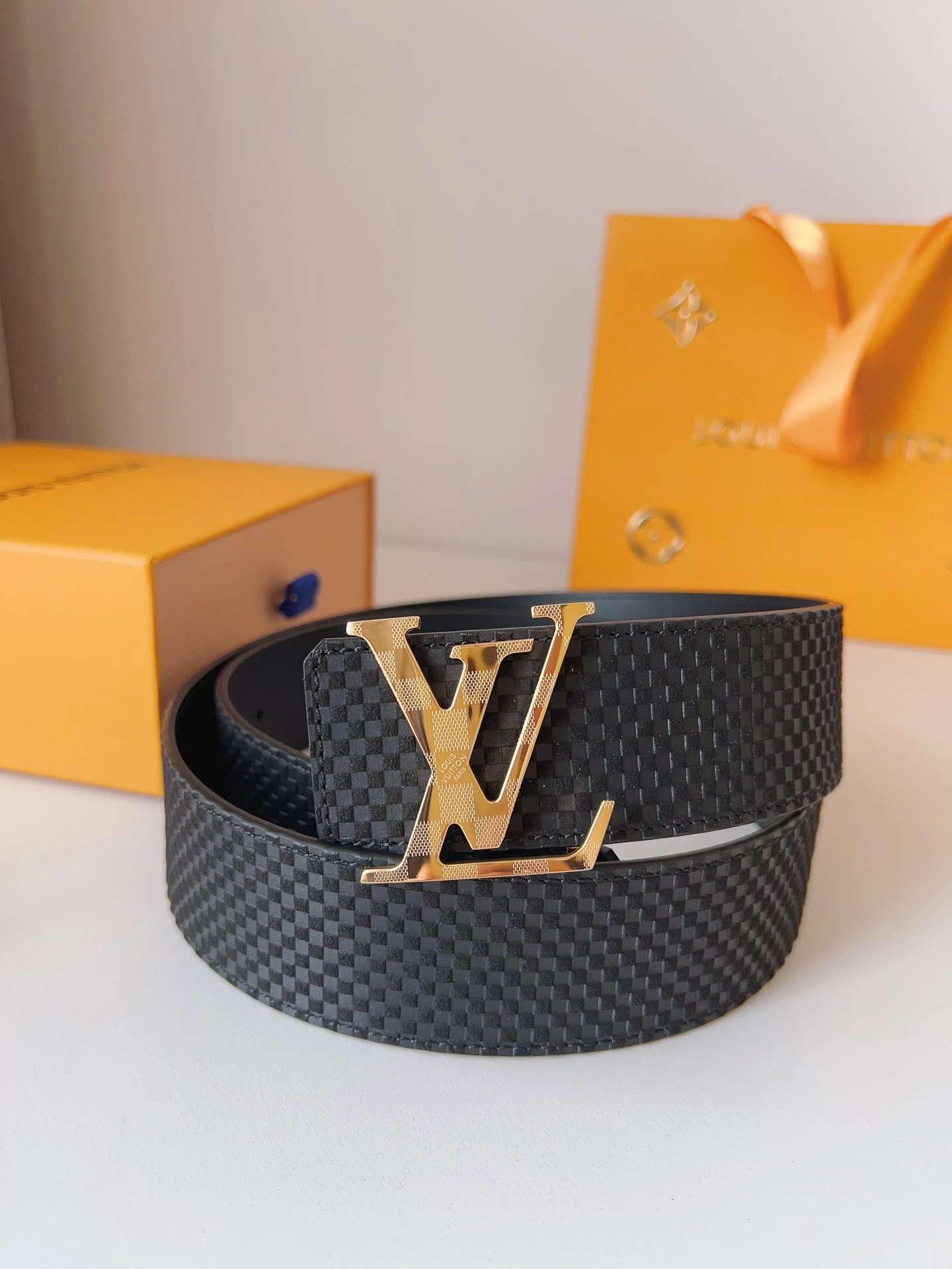 Louis Vuitton Belts LV buckle monogram belt — 32