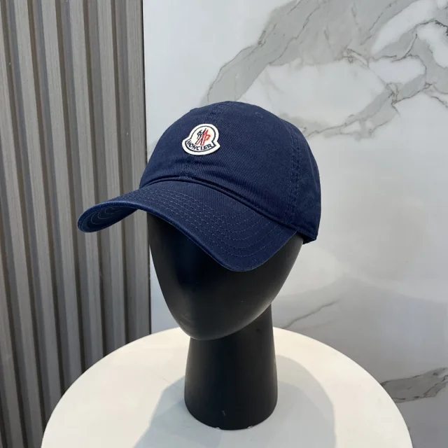 Moncler Hats Logo-patch baseball cap with contrast curved brim product detail image 11