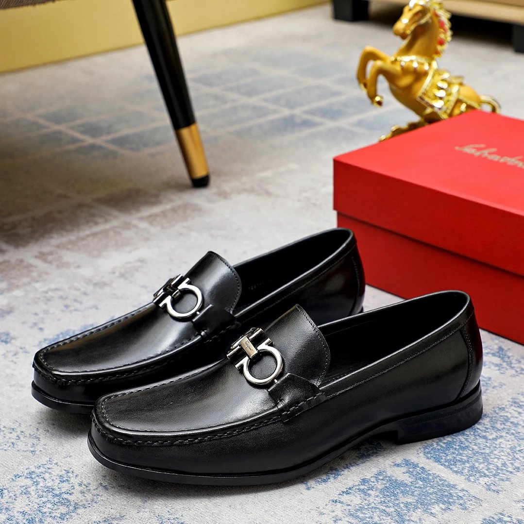 Salvatore Ferragamo Leather Shoes Men's loafers with metal Gancini-style hardware image 8