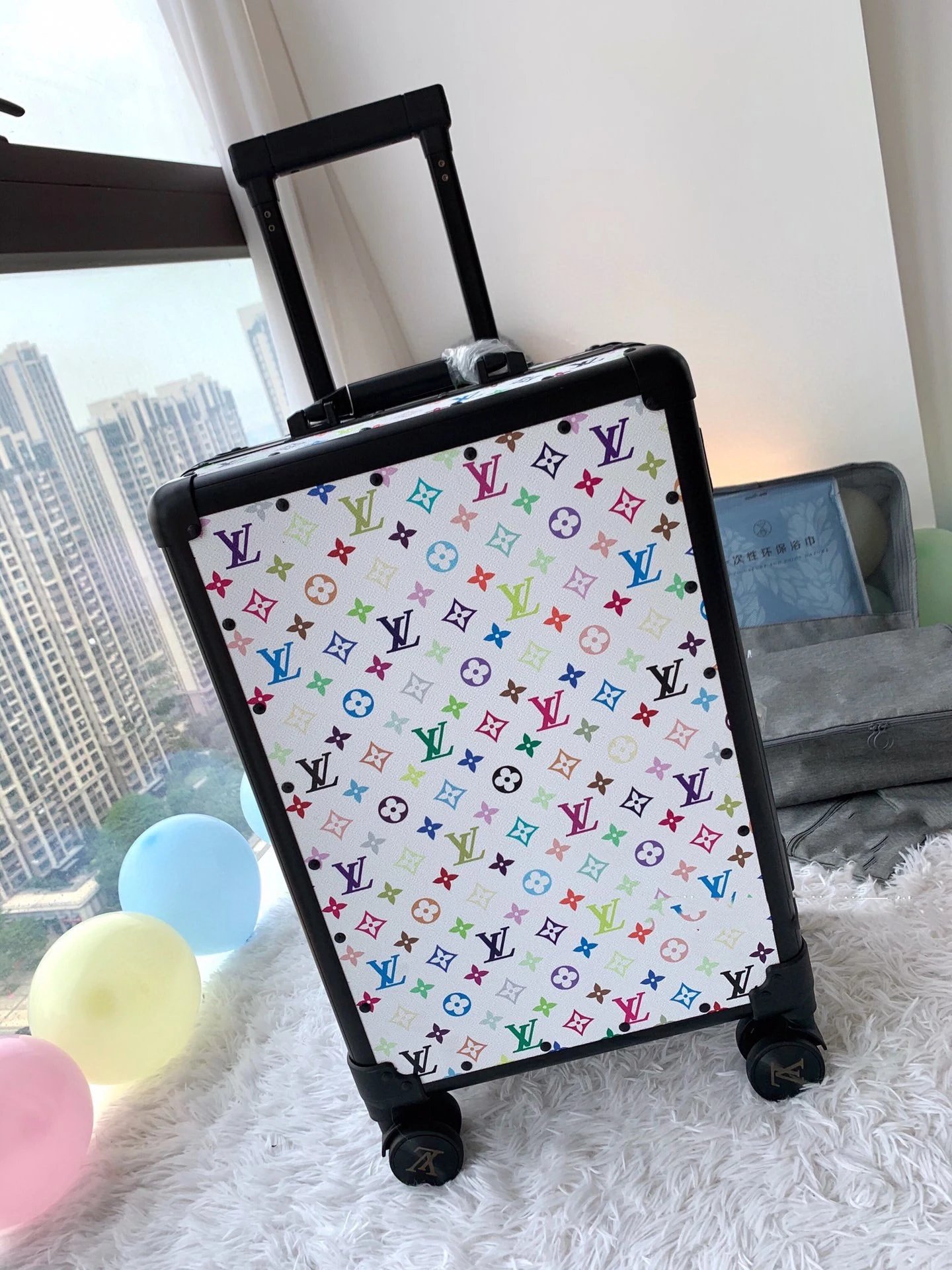 Louis Vuitton Travel Bags Monogram Spinner Suitcase — 36