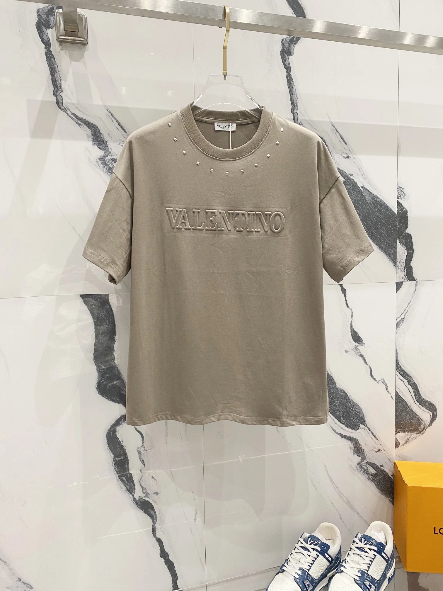 Valentino T-Shirts VLogo graphic — 11