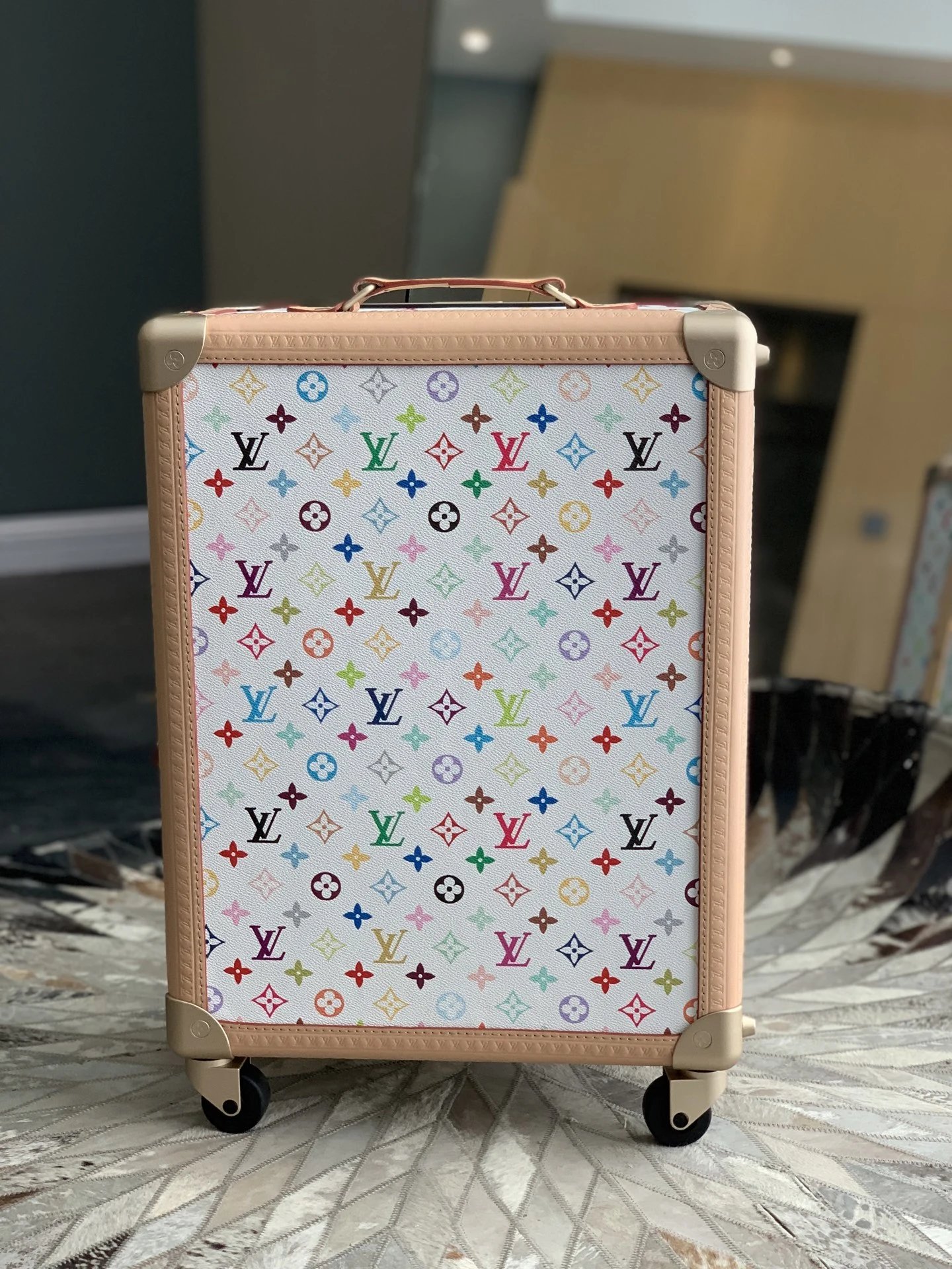 Louis Vuitton Travel Bags Monogram Spinner Suitcase image 4