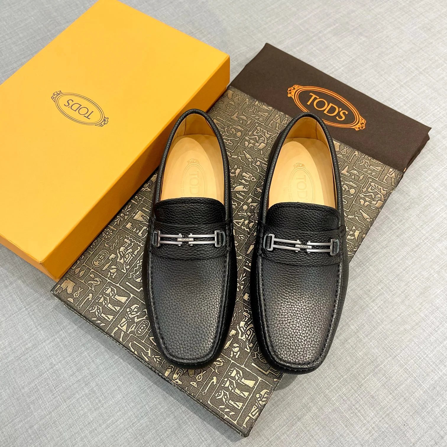 Tod's Leather Shoes Gommino Moccasins — 06