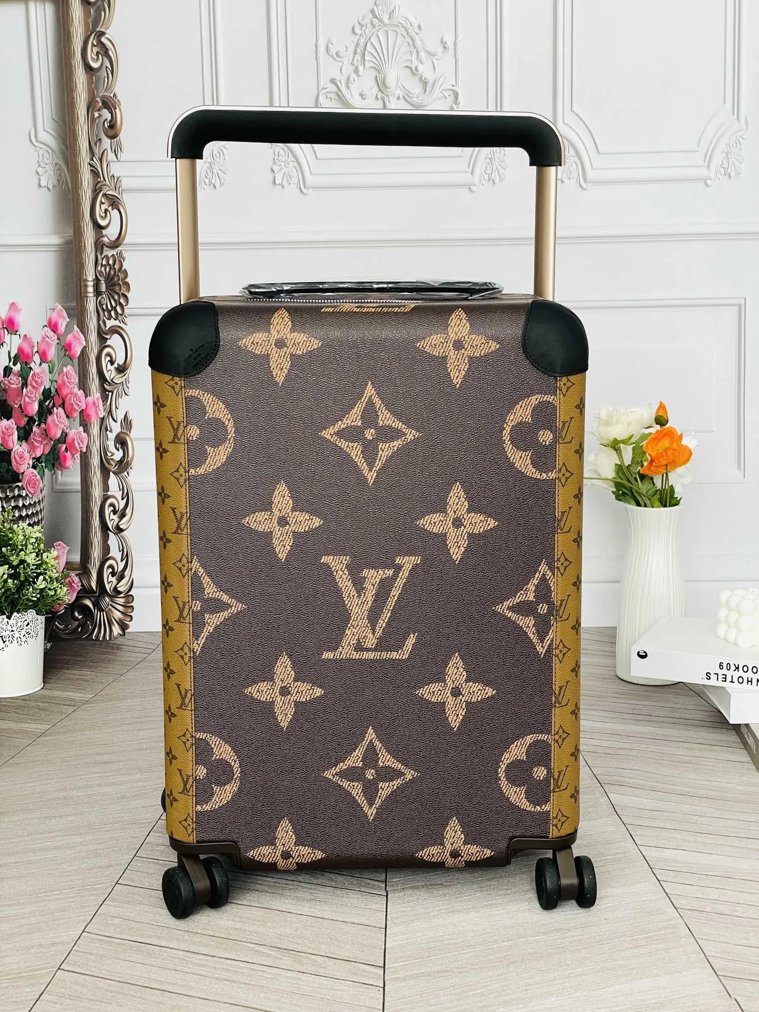 Louis Vuitton Travel Bags Monogram Spinner Suitcase — 28