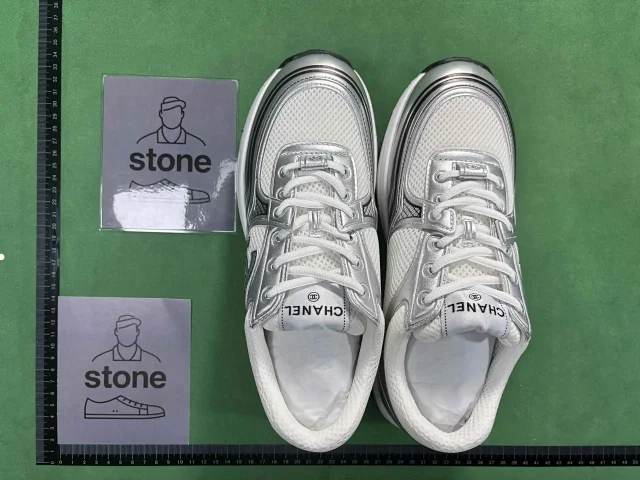 Chanel Sneakers Metallic mesh low-top with interlocking CC logo product detail image 5