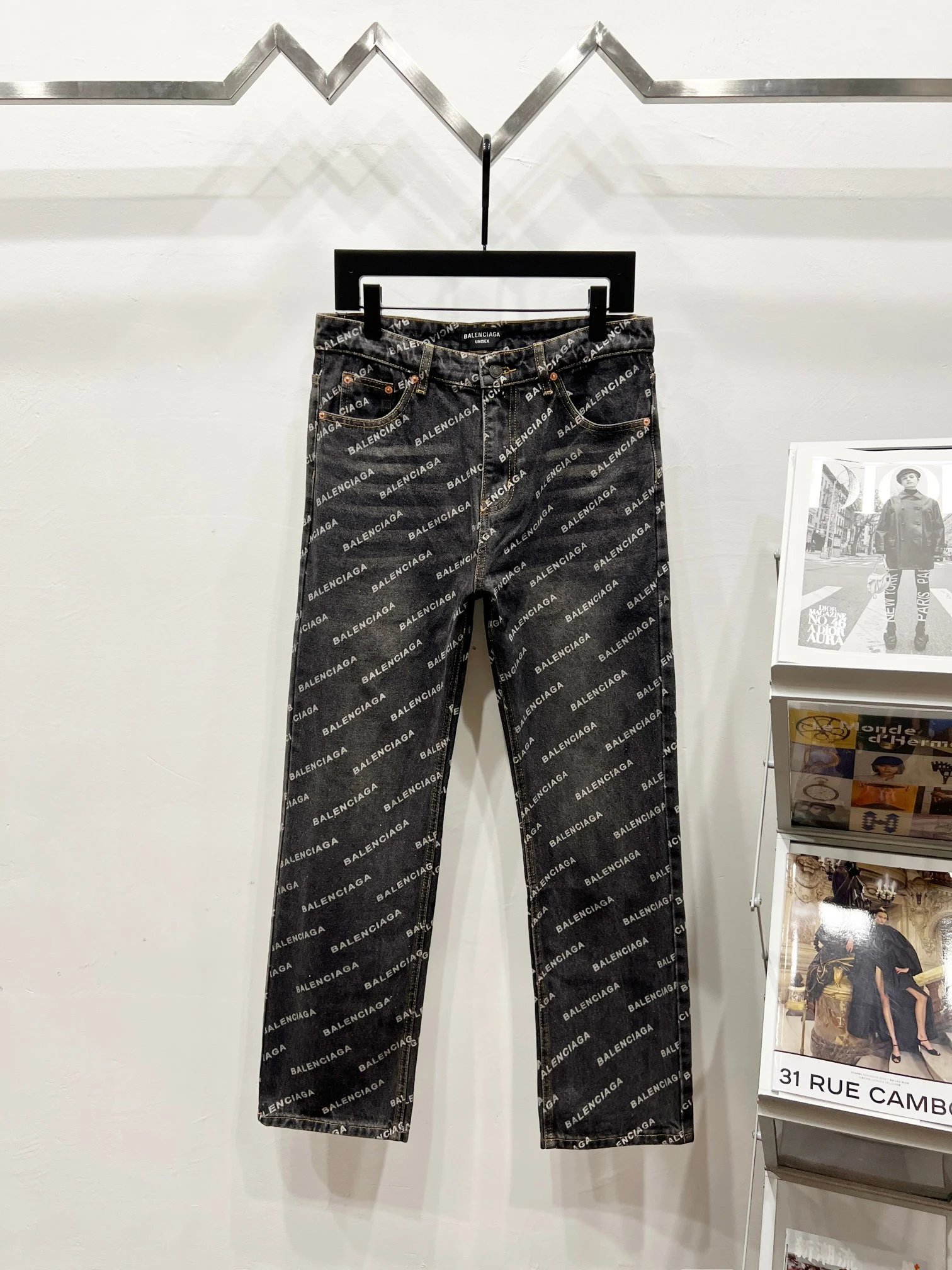 Louis Vuitton Jeans Monogram Denim image 9