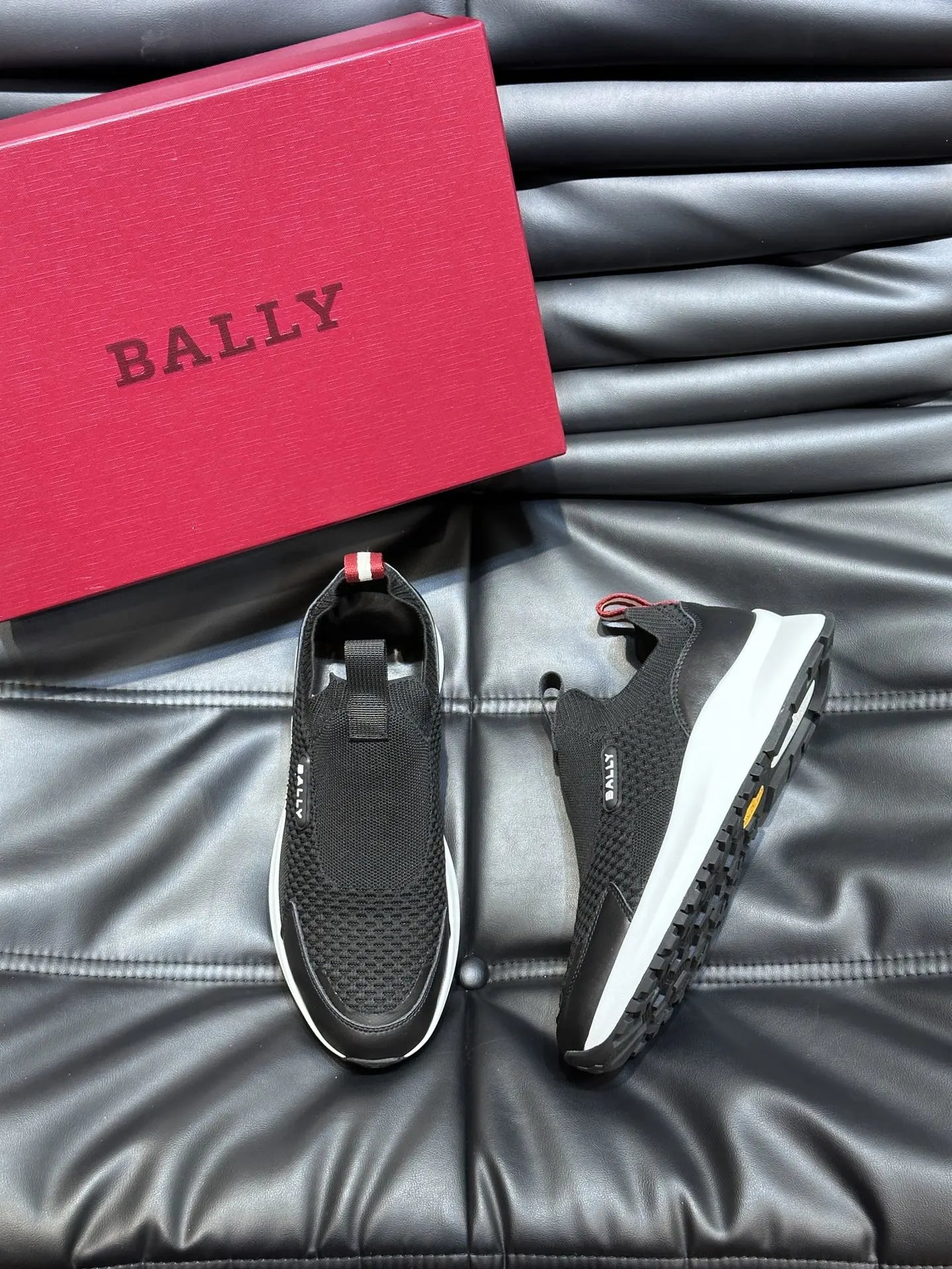 Bally Sneakers Low-Top Lace-Up — 16