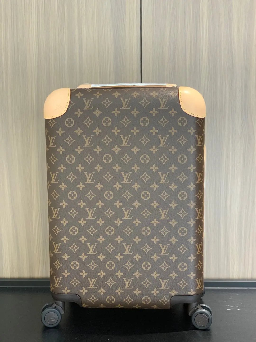 Louis Vuitton Travel Bags Monogram Spinner Suitcase — 15