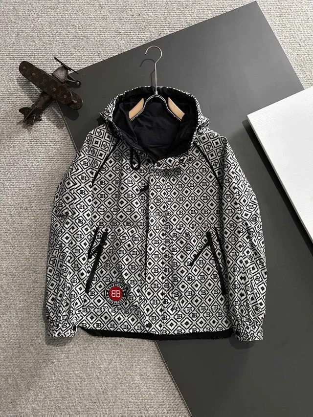 Balenciaga Multiple jacket designs product detail image 2