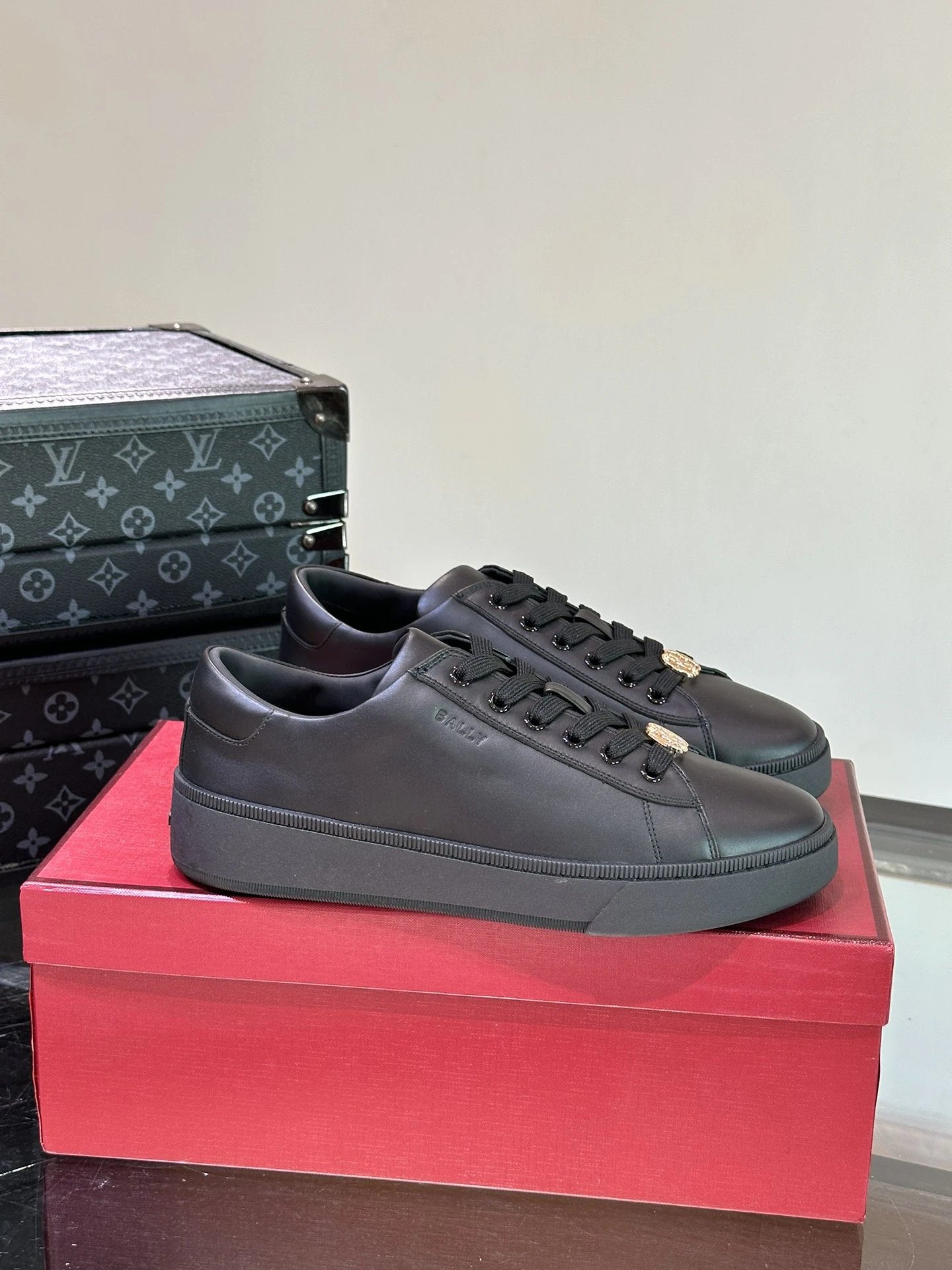 Bally Sneakers Low-Top Lace-Up — 11