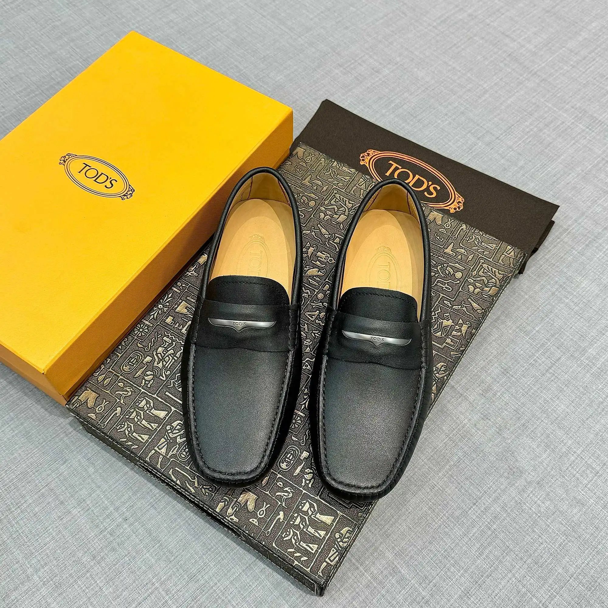 Tod's Leather Shoes Gommino Moccasins image 5