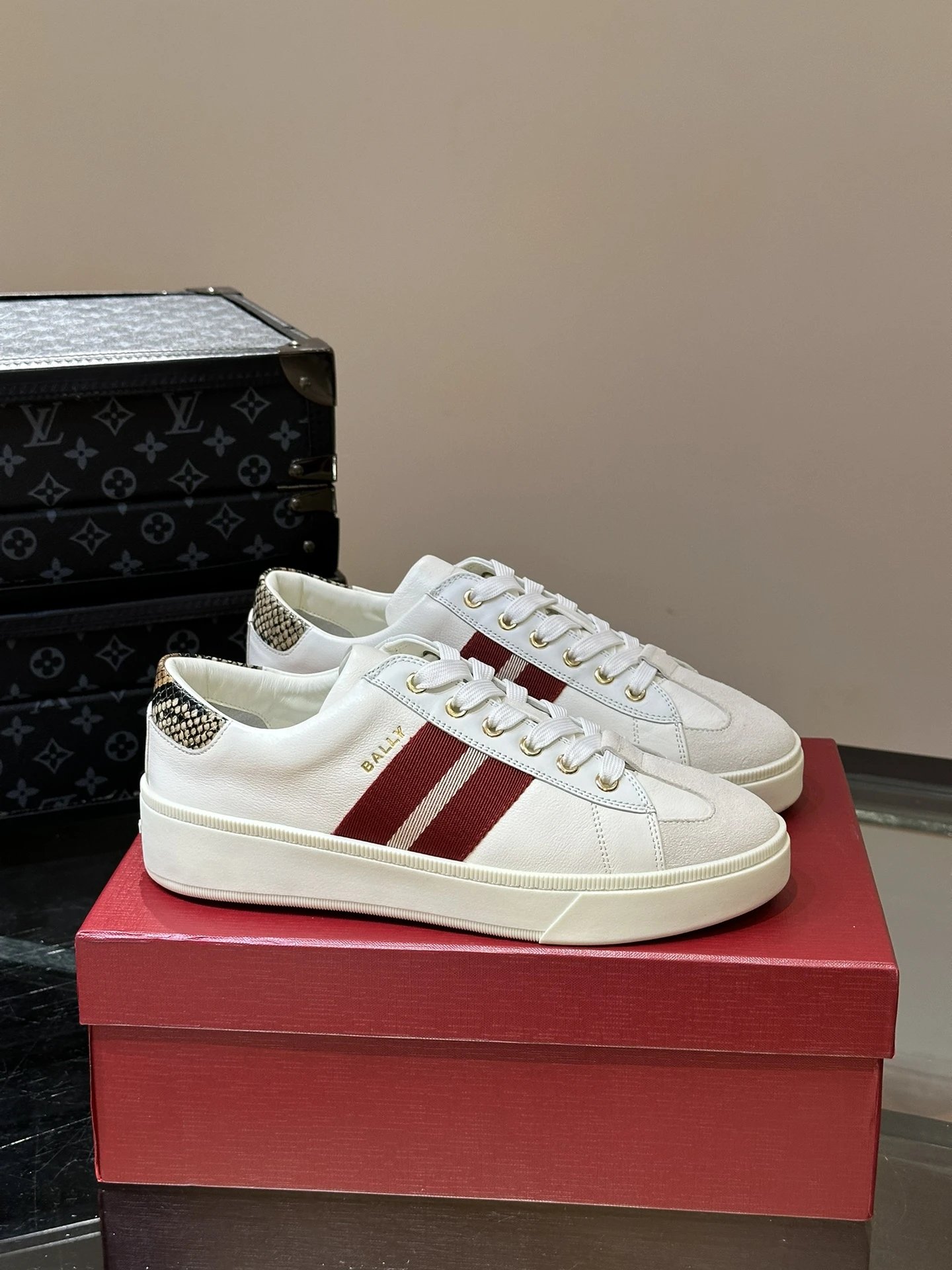 Bally Sneakers Low-Top Lace-Up — 06