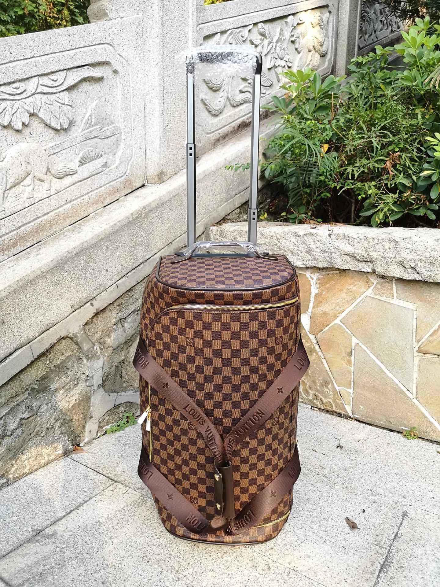 Louis Vuitton Travel Bags Monogram Spinner Suitcase — 31