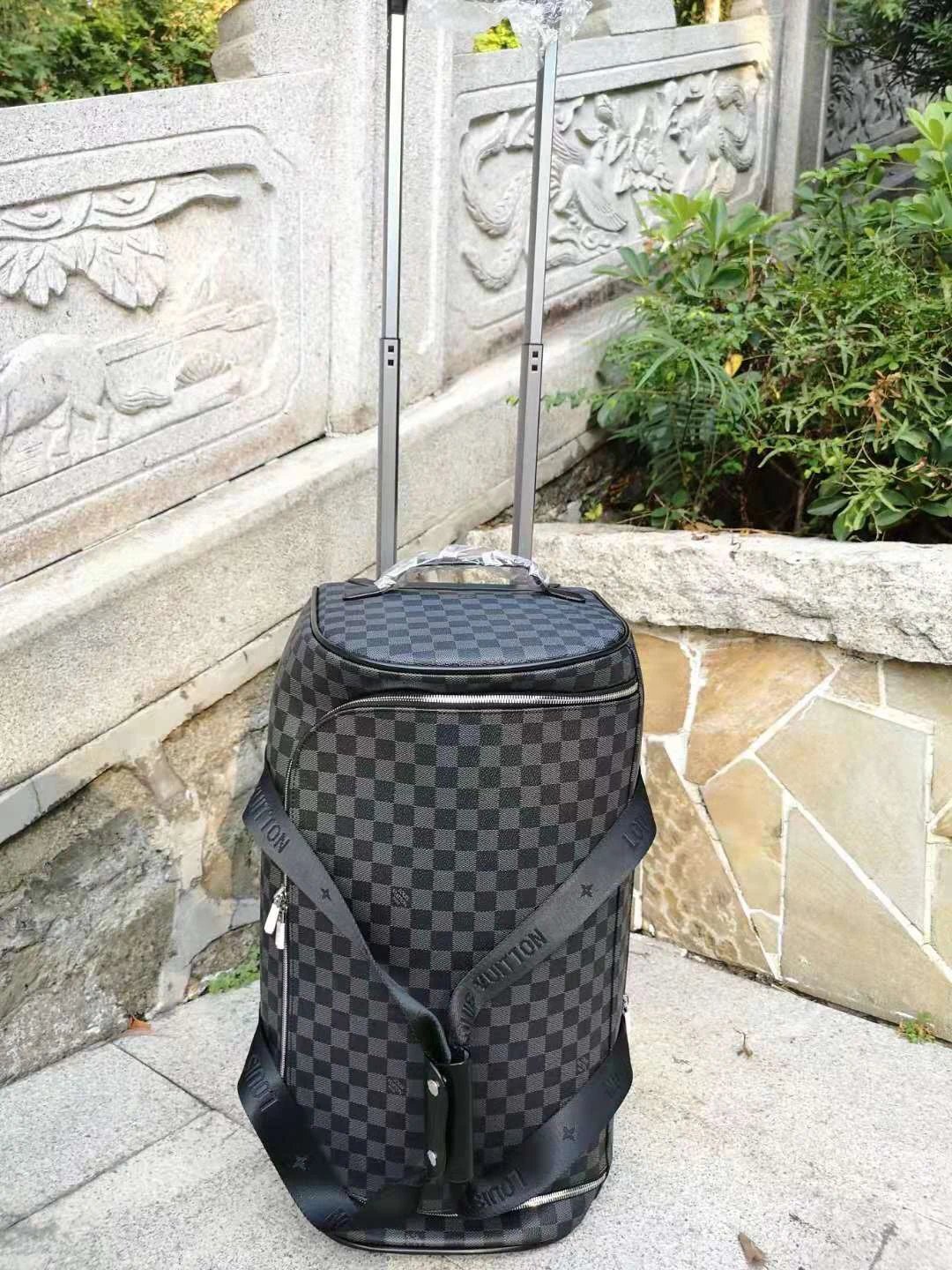 Louis Vuitton Travel Bags Monogram Spinner Suitcase — 32