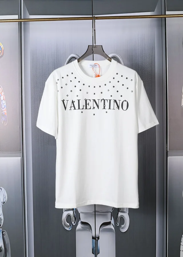 Valentino T-Shirts VLogo graphic product detail image 9