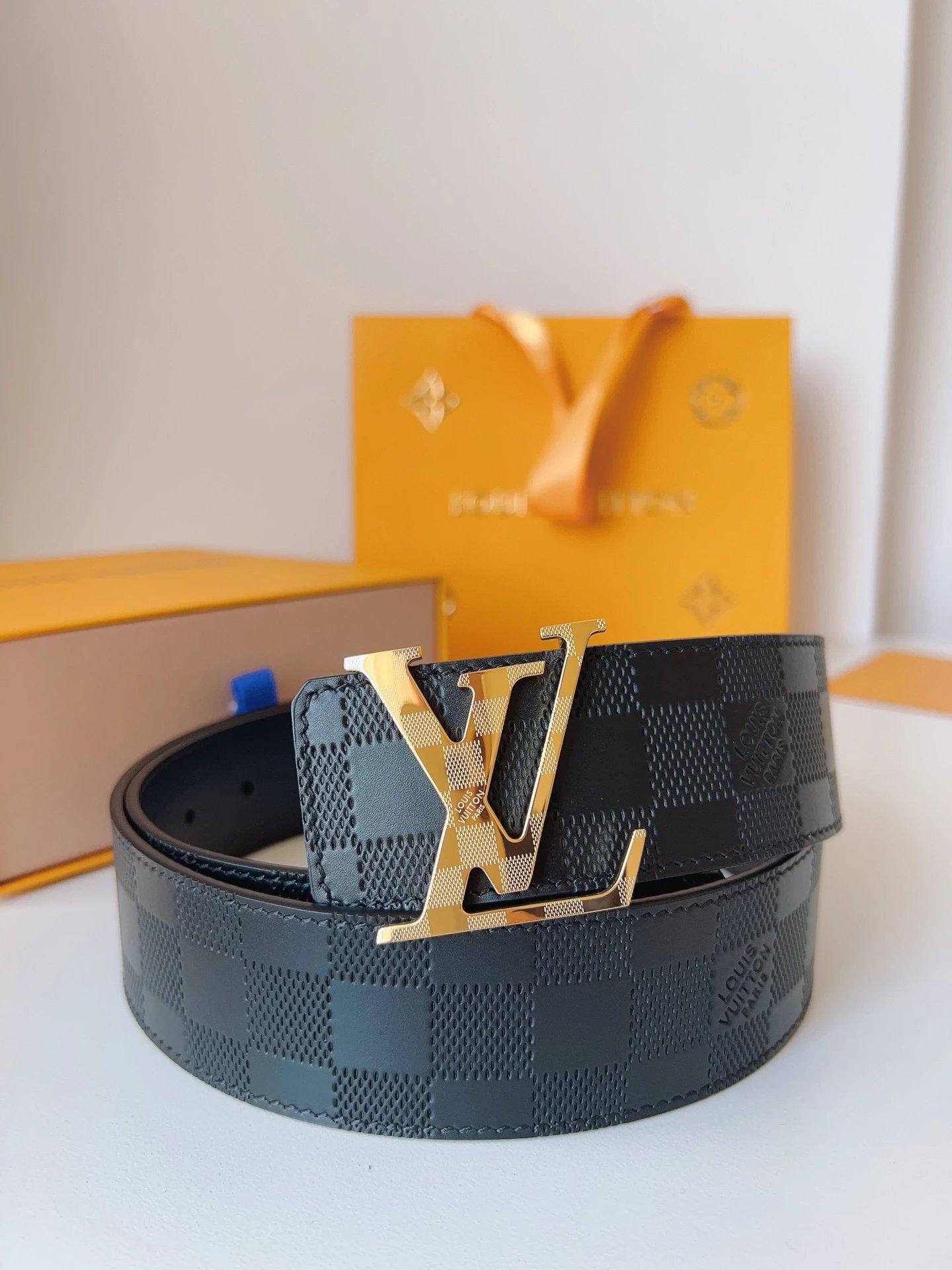 Louis Vuitton Belts LV buckle monogram belt — 29