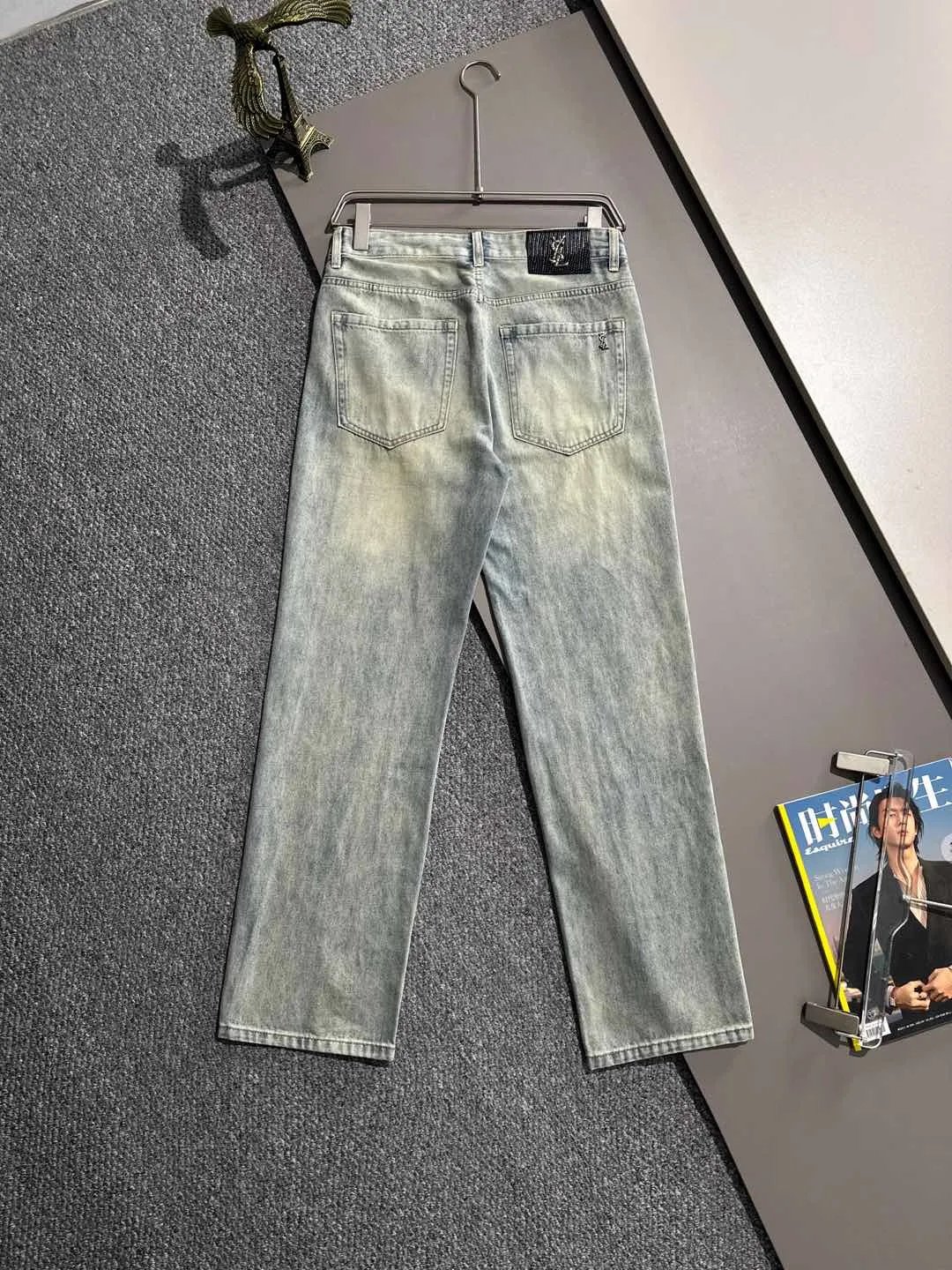 Louis Vuitton Jeans Monogram Denim — 39