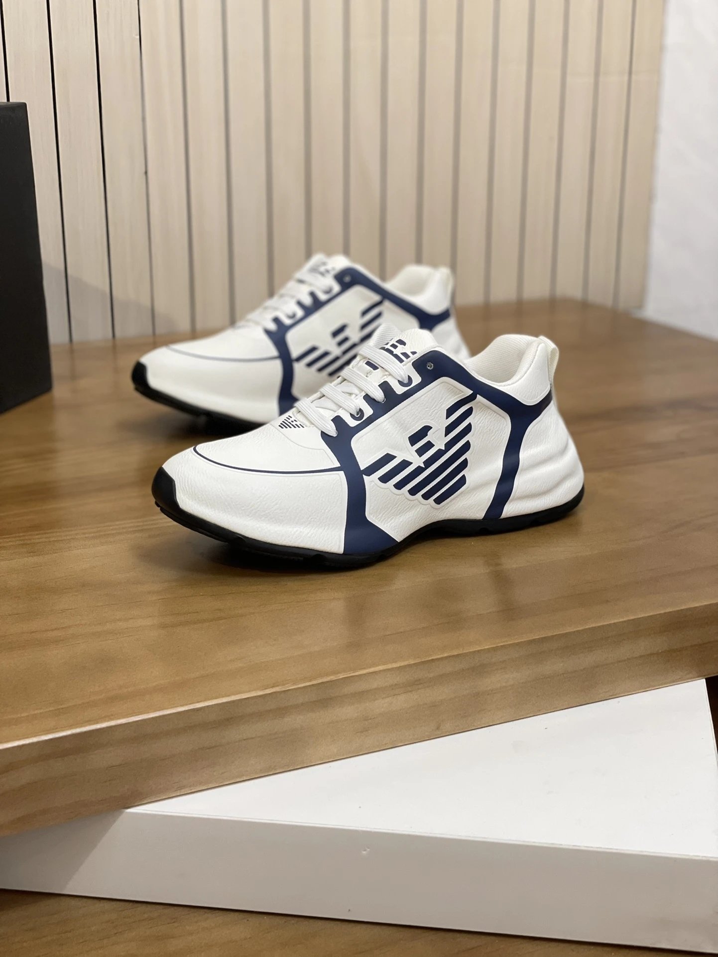 Emporio Armani Sneakers Lace-Up Logo-Print — 07