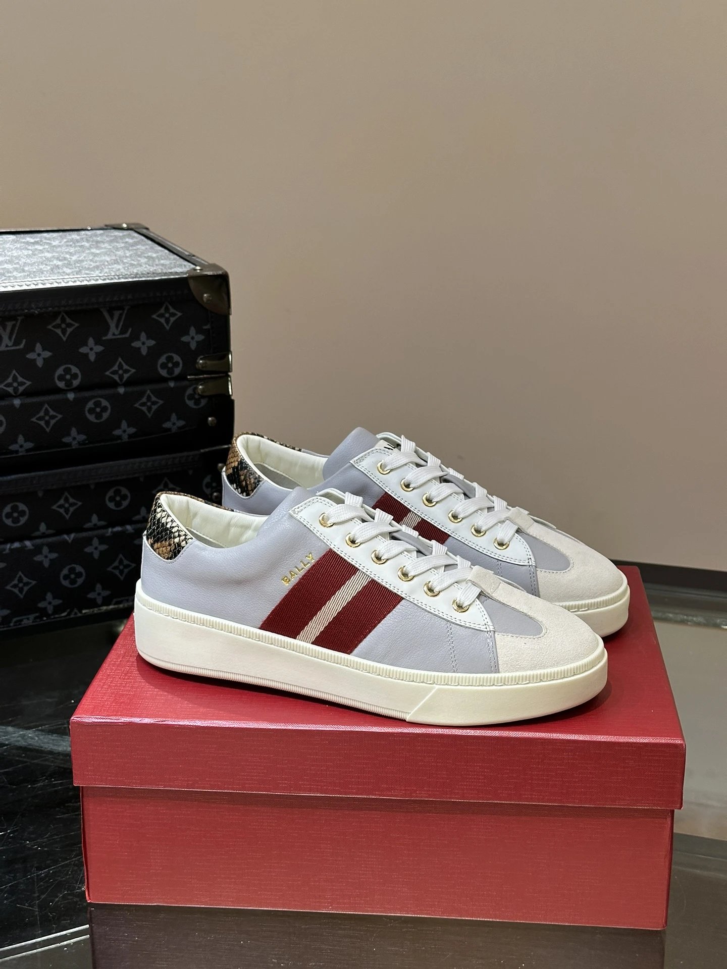 Bally Sneakers Low-Top Lace-Up — 05