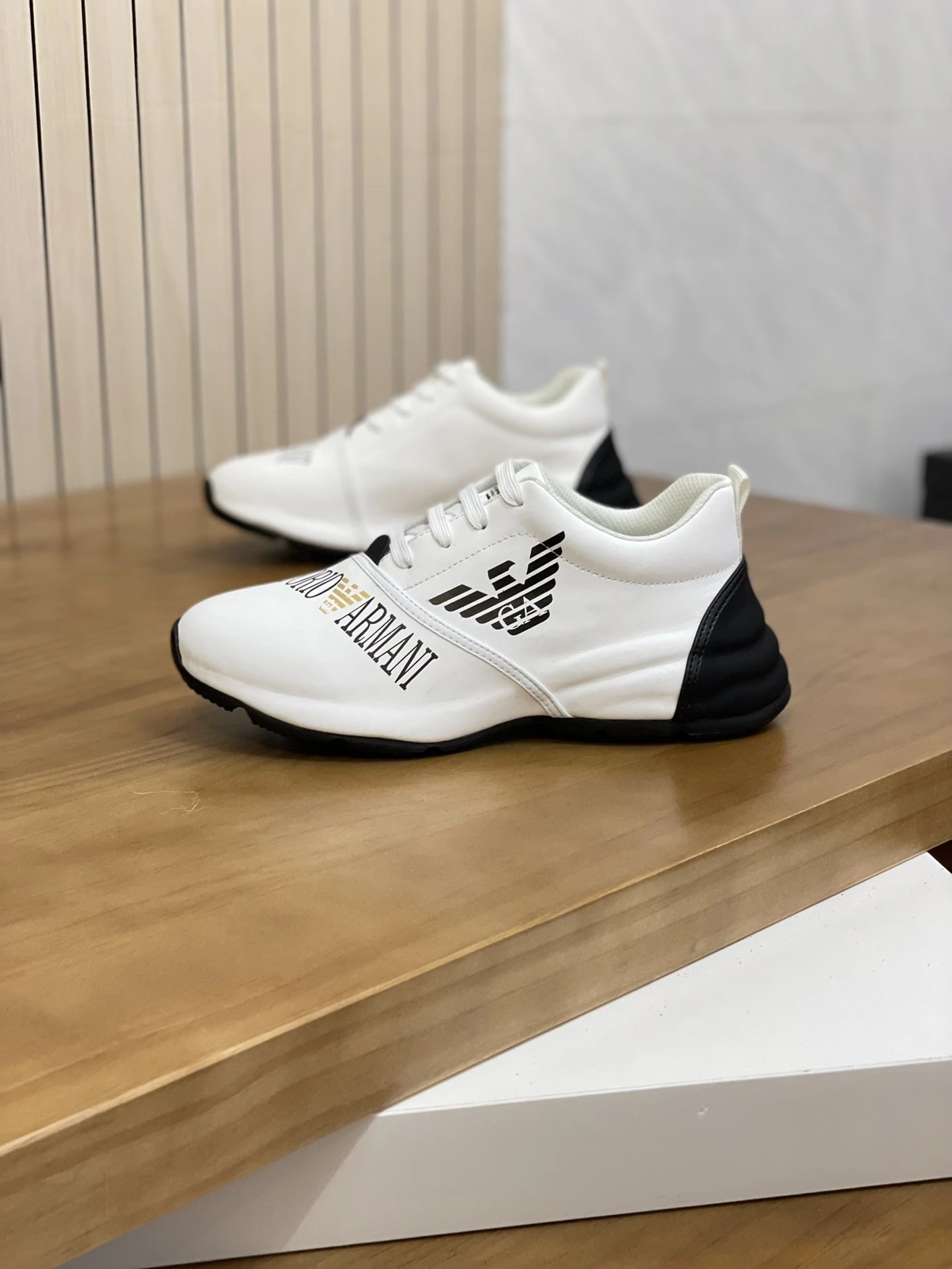 Emporio Armani Sneakers Lace-Up Logo-Print image 2