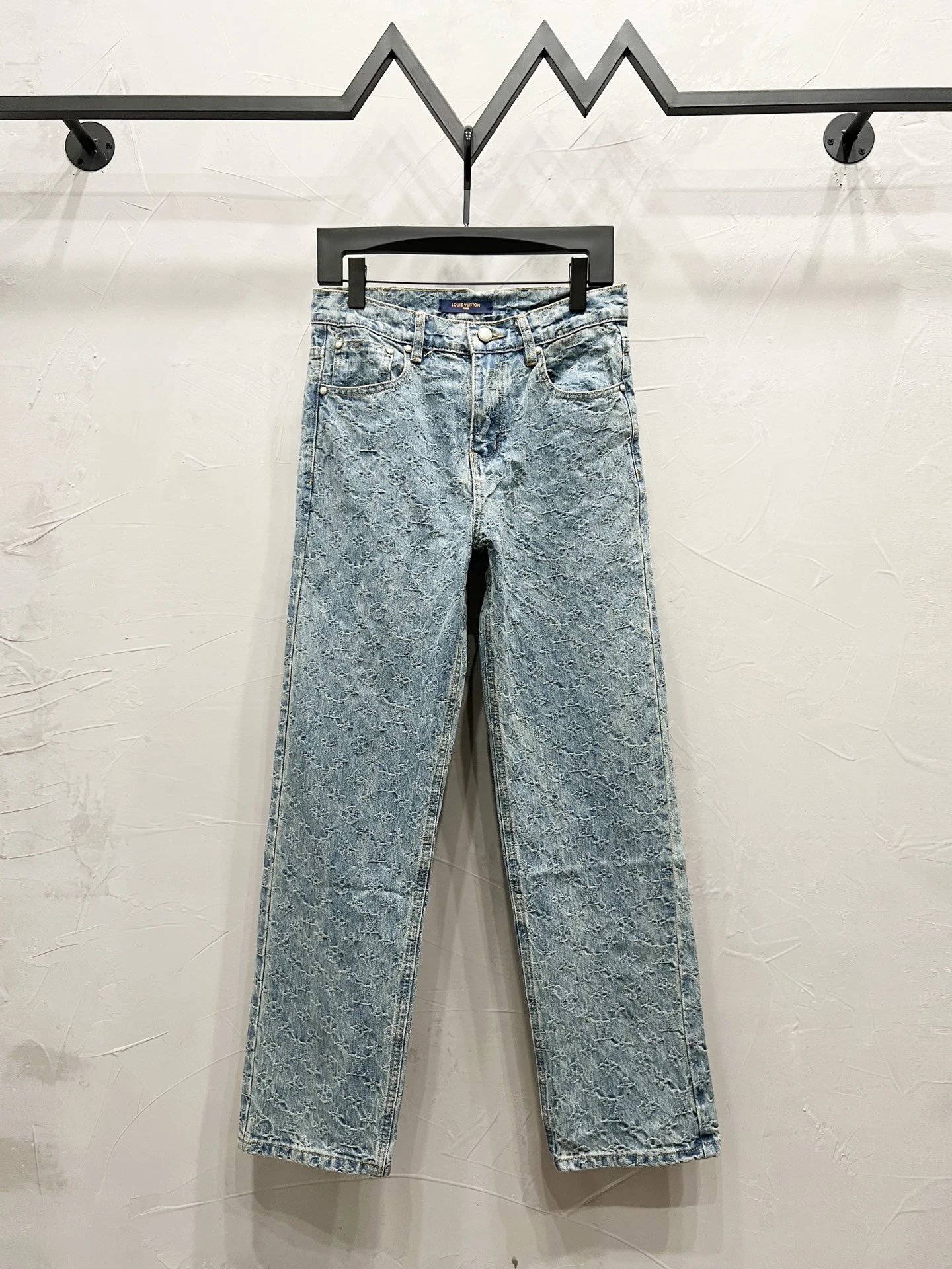 Louis Vuitton Jeans Monogram Denim — 25
