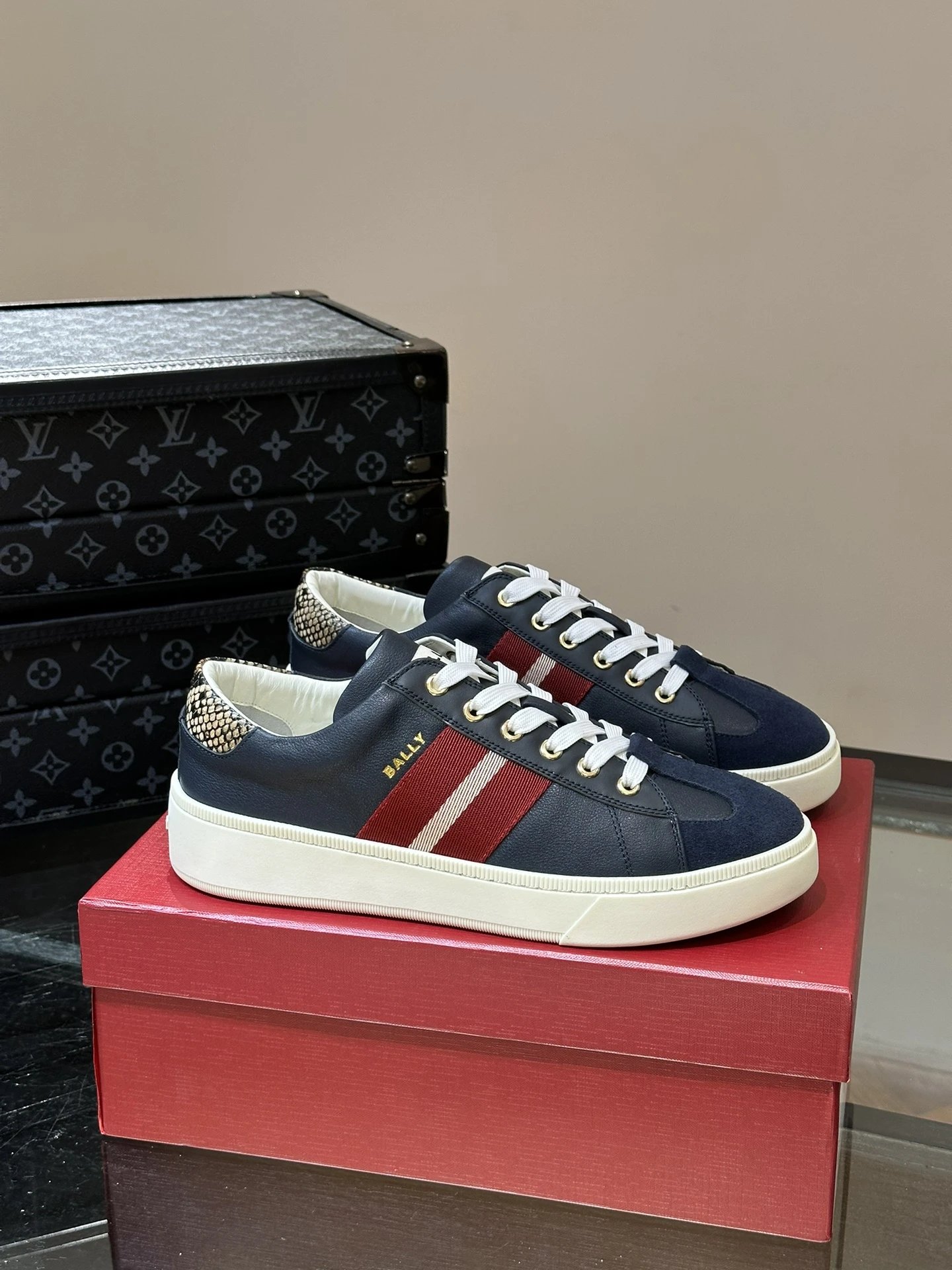 Bally Sneakers Low-Top Lace-Up — 08