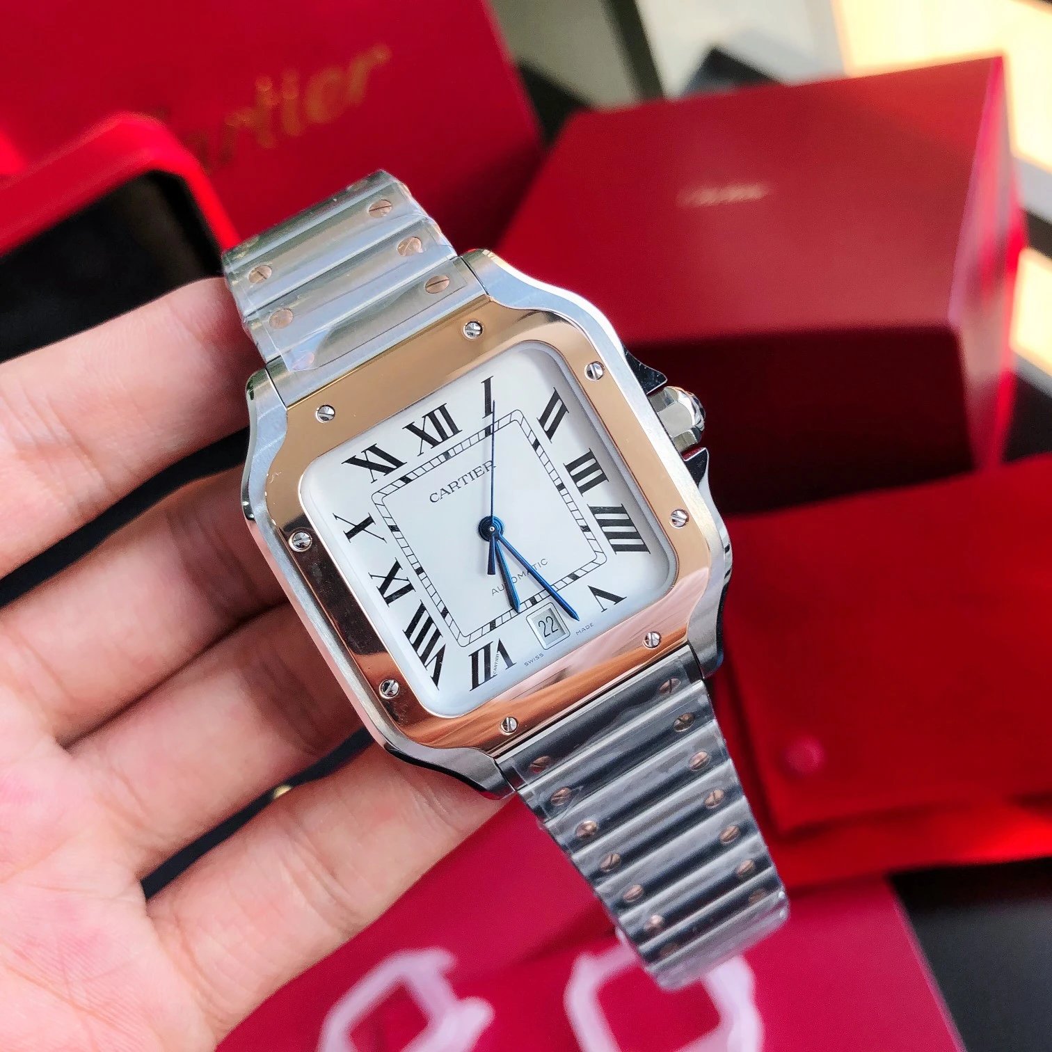 Cartier Watches Roman numeral dial wristwatch — 13