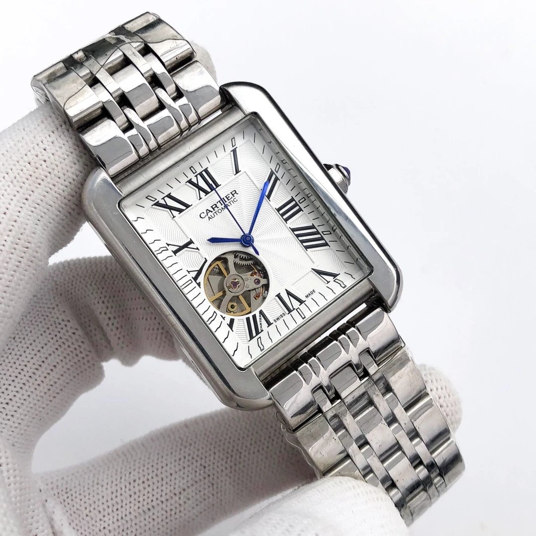 Cartier Watches Roman numeral dial wristwatch — 39