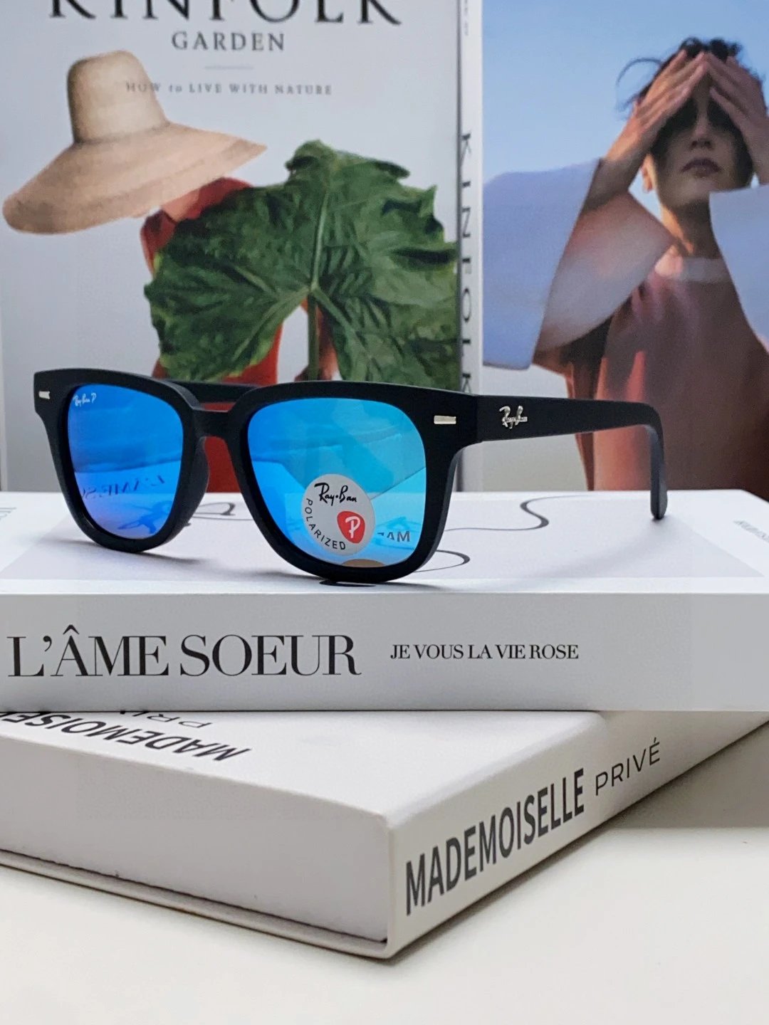 Ray-Ban Multiple sunglasses styles — 09