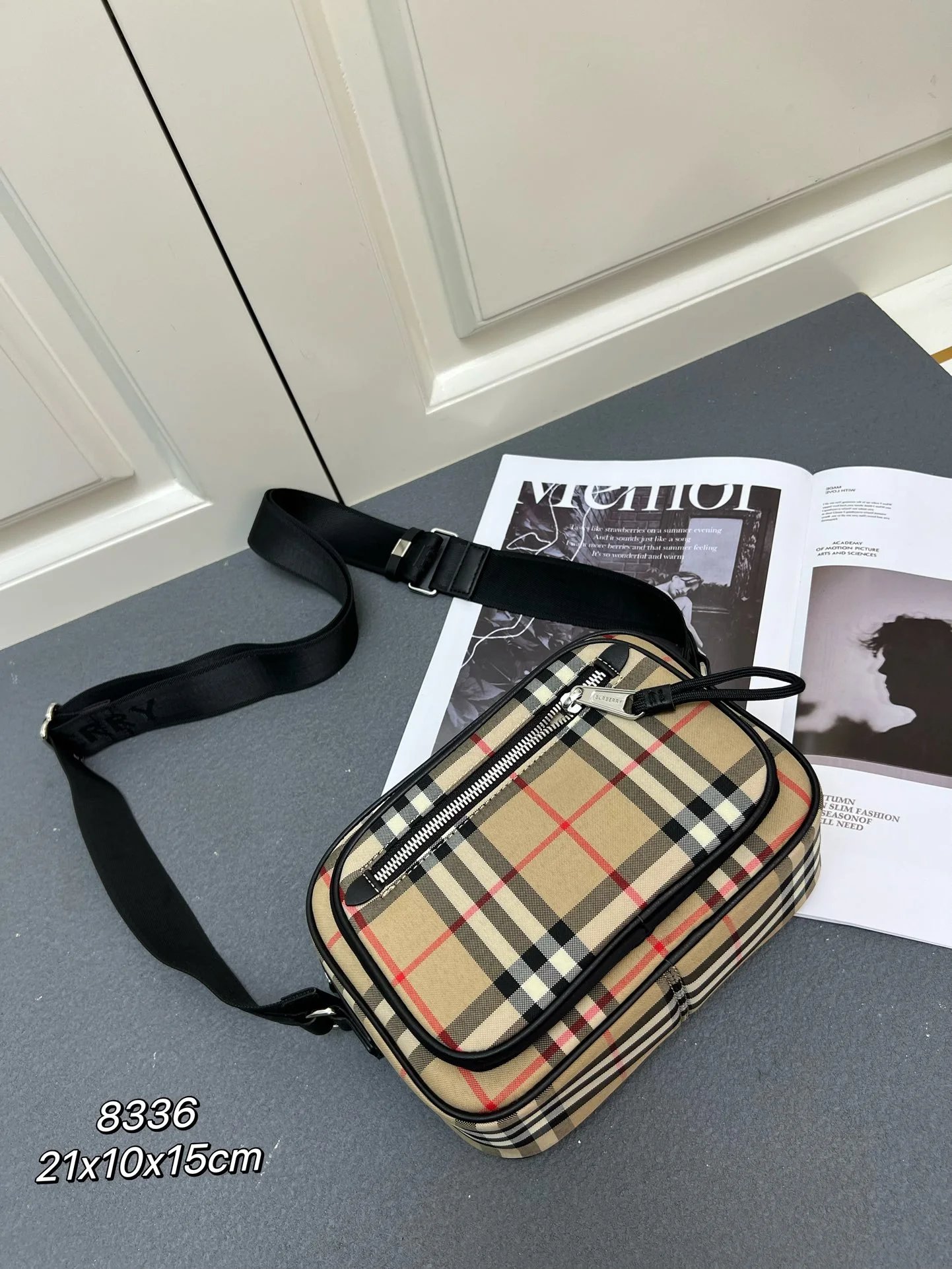 Burberry Check-pattern card holder image 5