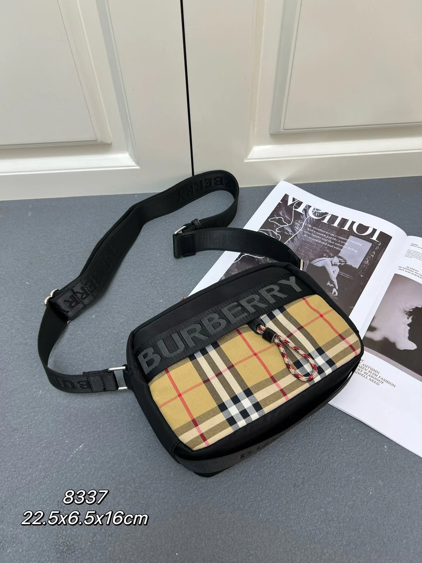 Burberry Check-pattern card holder image 8
