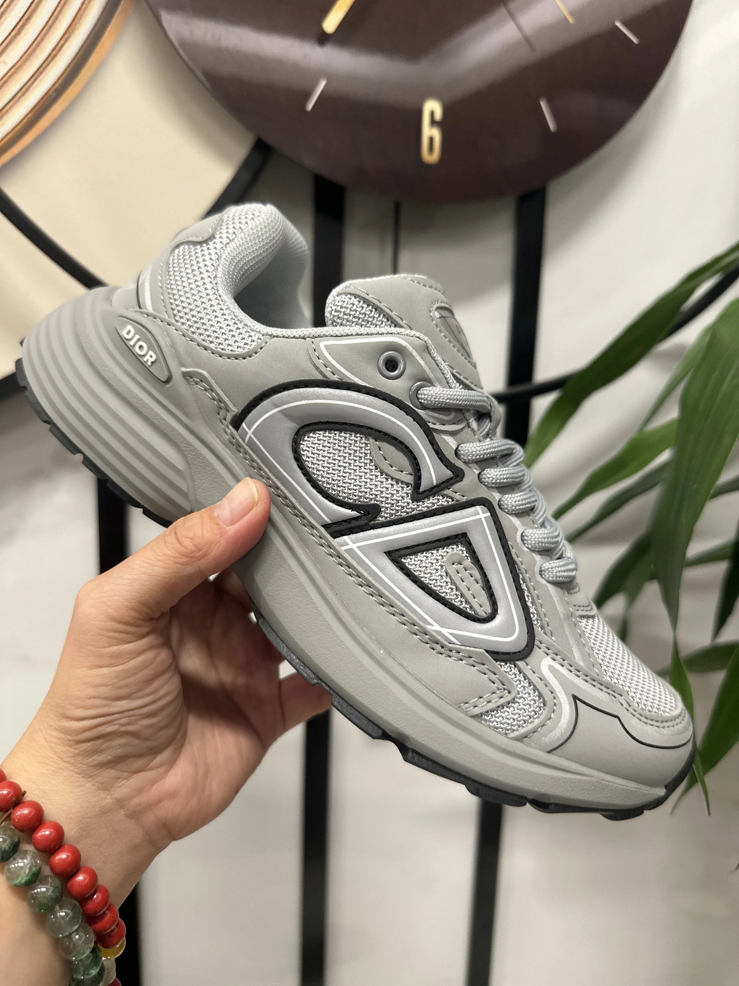 Product view 18