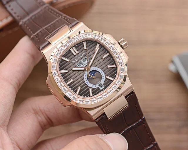 Patek Philippe Watches Nautilus stainless steel and rose gold bracelet product detail image 1