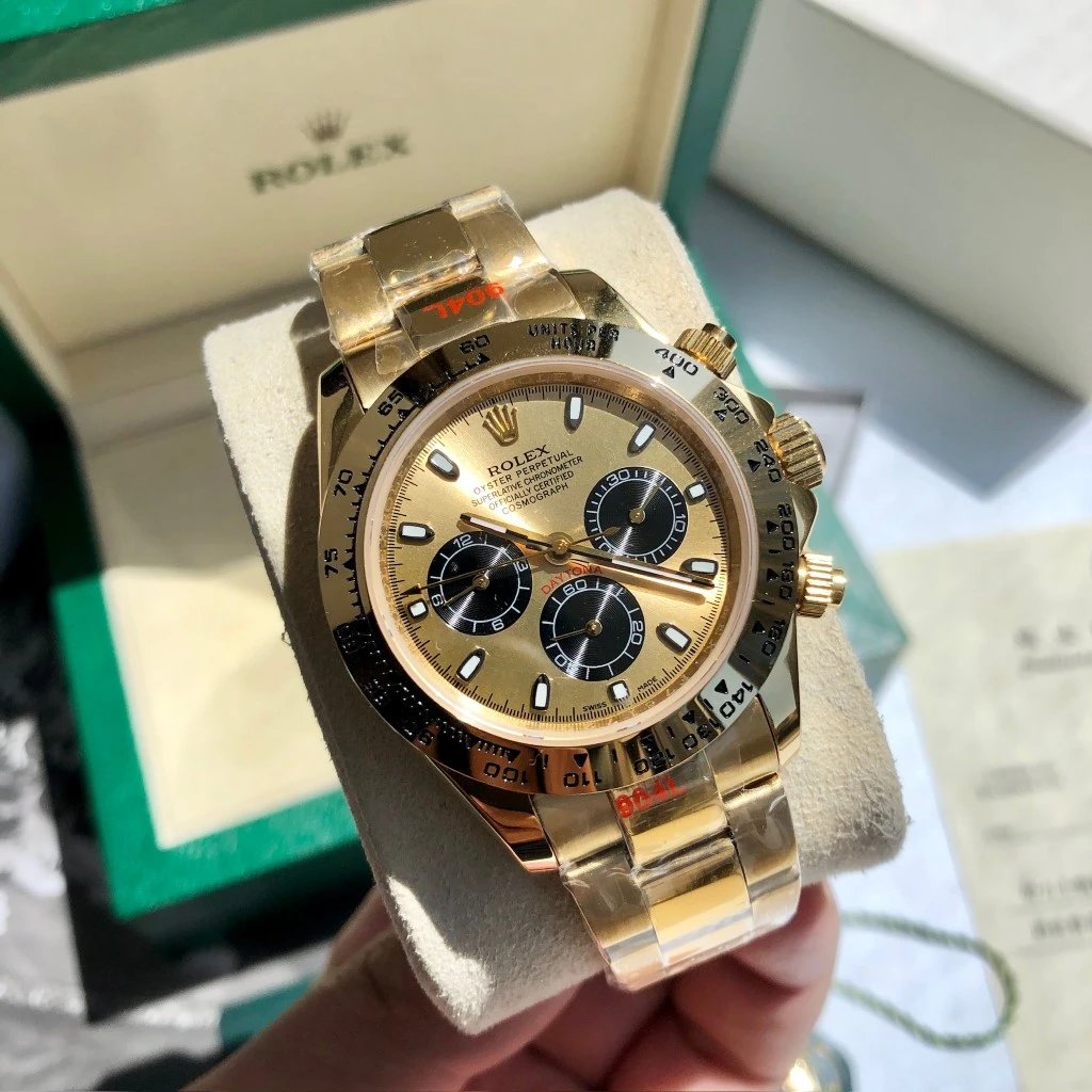 Rolex Multiple watch models — 21