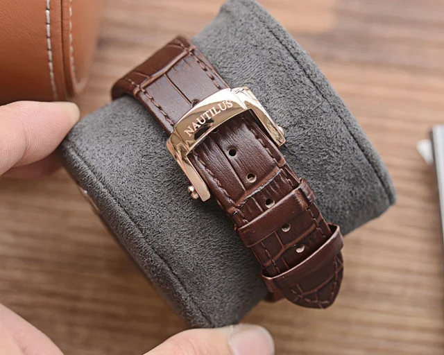 Patek Philippe Watches Nautilus stainless steel and rose gold bracelet product detail image 5