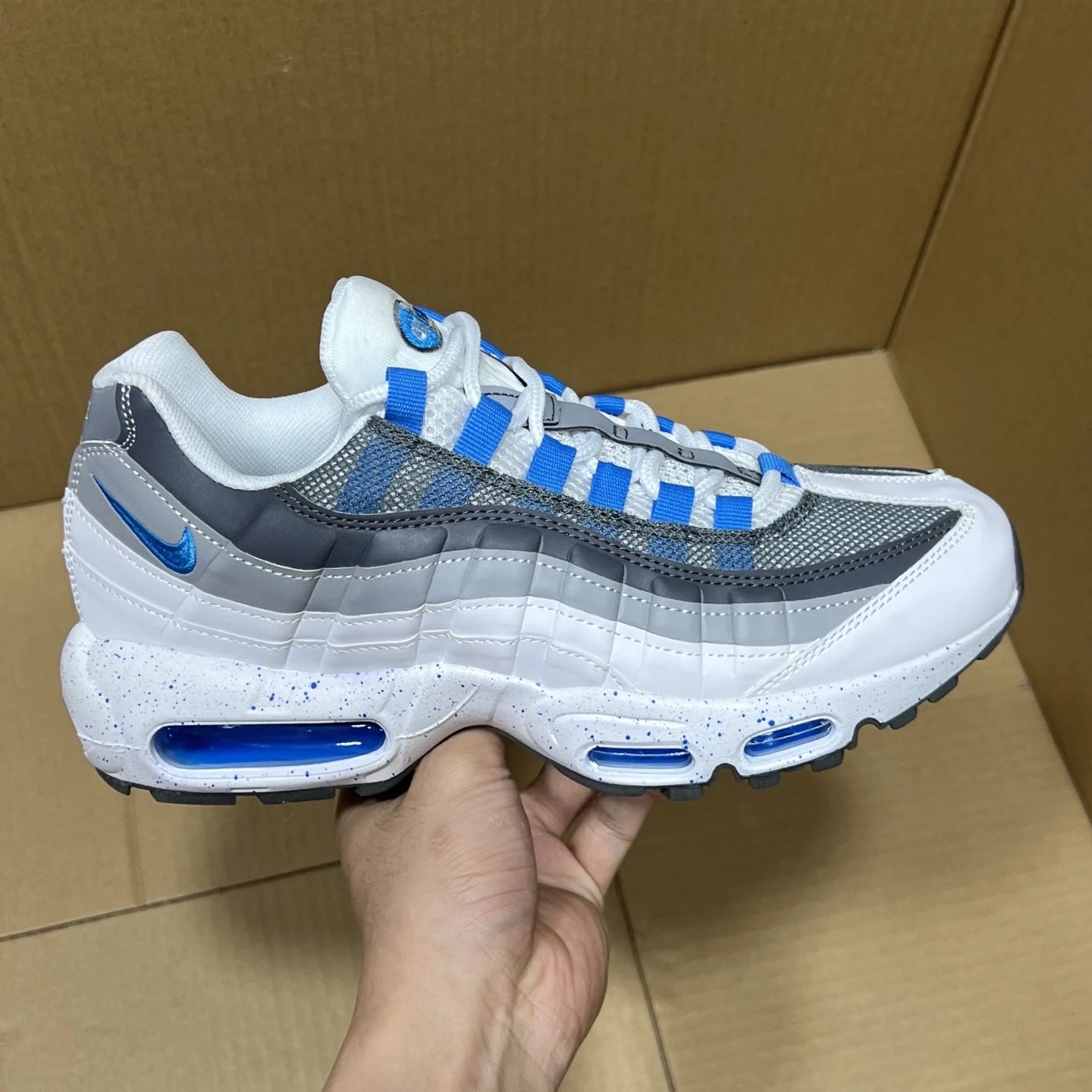 Product view 16