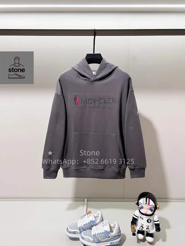 Moncler Hoodies & Sweatshirts Embroidered logo product detail image 1
