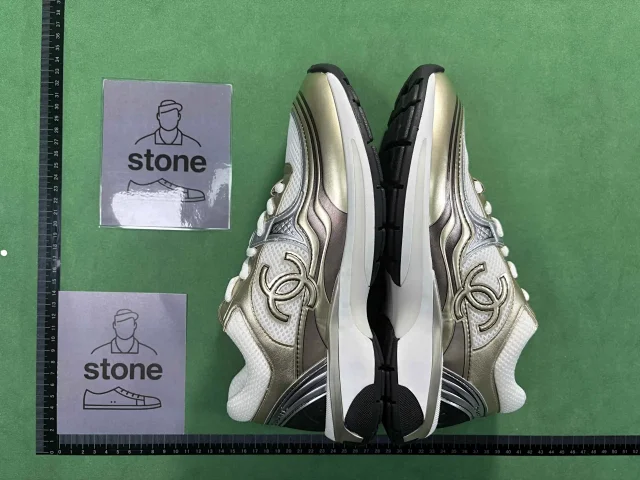 Chanel Sneakers Metallic mesh low-top with interlocking CC logo product detail image 8