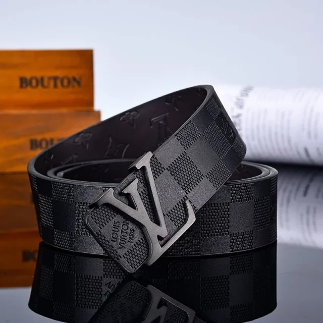 Louis Vuitton Belts LV Initiales buckle belt with embossed monogram or checkerboard pattern product detail image 6