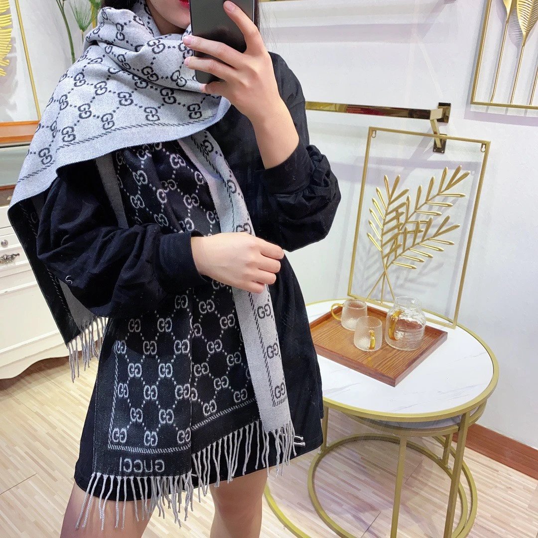 Louis Vuitton Scarves Monogram fringe scarf — 11