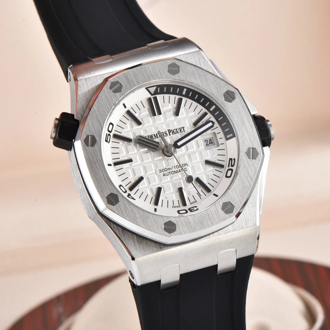 Audemars Piguet Watches Octagonal-bezel with textured dials — 17